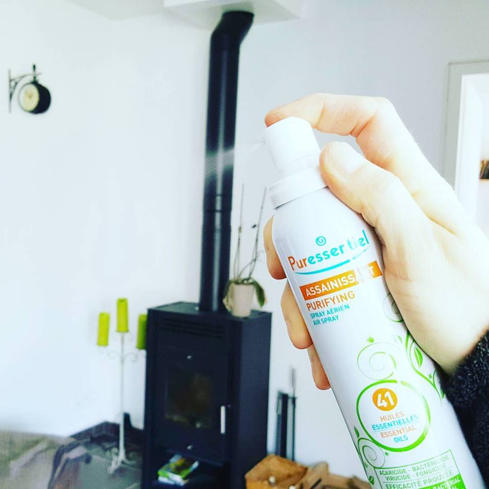 Tinh Dầu Xịt Phòng Purifying Air Spray Essentiel Oils